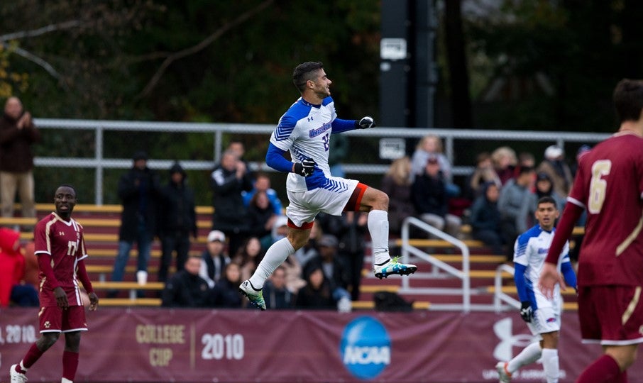 Carlos Ruiz - Men's Soccer - UMass Lowell Athletics